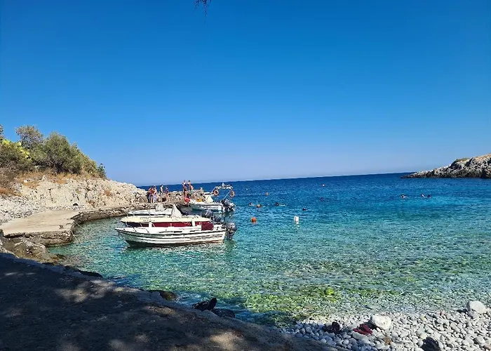 Royal View In Mani Daire